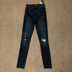 NEW Abercrombie and Fitch Ultra High Rise Super Skinny Jean